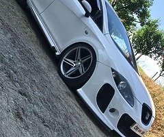 SEAT LEON - Image 6/8