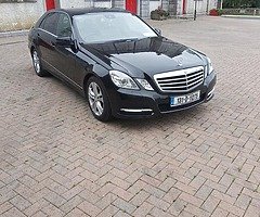 Mercedes-Benz E200 advantgarde auto