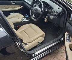 Mercedes-Benz E200 advantgarde auto - Image 3/9