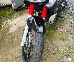 Suzuki 650  Freewind  1998 - Image 7/10