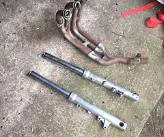 2005/6 r6 down pipes and front gorks