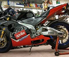 2000 Aprilia RSV - Image 8/10