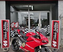2015 Ducati Superbike