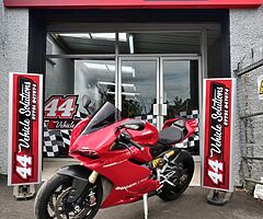 2015 Ducati Superbike