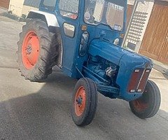Fordson dexta tractor - Image 4/6