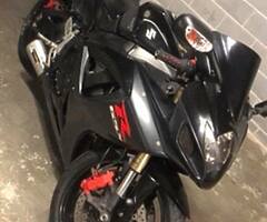 Suzuki gsx-r 2006 black