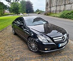 Mercedes benz E Coupe