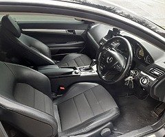 Mercedes benz E Coupe - Image 6/10