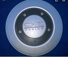 Wanted centre cap oz m556c