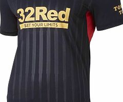 Black rangers away football strip