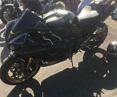 2010 r1 Yamaha black and gold 1000cc - Image 9/10