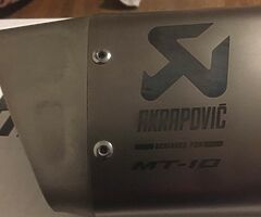 Yamaha mt 10 akropovic  exhaust can - Image 4/8