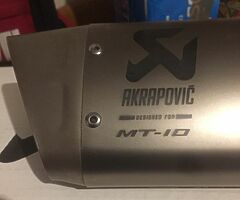 Yamaha mt 10 akropovic  exhaust can - Image 5/8