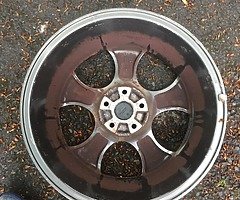 1xVW GTI alloy wheel