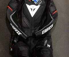 Motorbike dainese.
We Make Kangaroo in kangaroo leather .