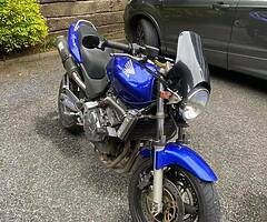 2002 Honda cb600F Hornet