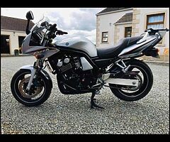 2002 Yamaha Fazer - Image 3/10