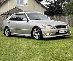 2003 Lexus IS 200