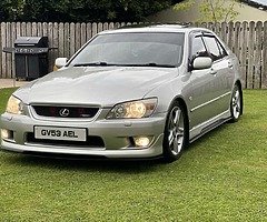 2003 Lexus IS 200 - Image 5/10