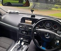 Mercedes benz E 220 Coupe - Image 7/10