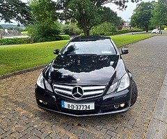 Mercedes benz E 220 Coupe - Image 10/10