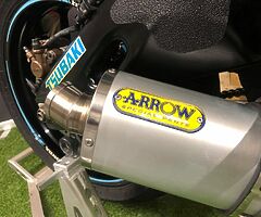 2015 Honda CBR - Image 3/10