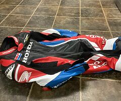 Eaglon one piece Honda leathers size uk 42 eu 54 same fitting as alpinestars