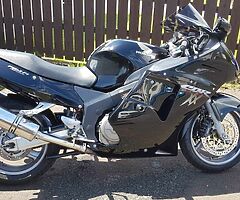 2003 Honda CBR - Image 3/4