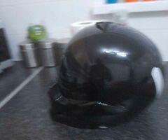 Bell broozer motorcycle helmet small worn once - Image 5/5