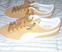 Puma suede classics new size 8 UK - Image 4/4