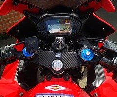 2016 Honda CBR - Image 5/10