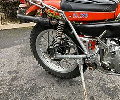 1977 Suzuki RL250 - Image 4/7