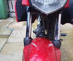 2016 Honda CB - Image 7/10