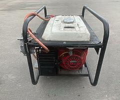 Euro power generator Honda engine - Image 7/7