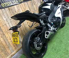 2010 Honda CBR - Image 4/10