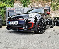 2017 Mini Cooper JCW - Image 4/10