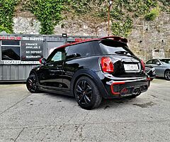 2017 Mini Cooper JCW - Image 8/10