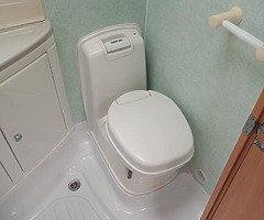 Caravan - Image 6/10