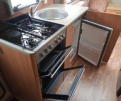 Caravan - Image 10/10
