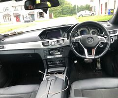 2014 Mercedes-Benz  E220 - Image 8/10