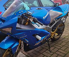 2004 Kawasaki Ninja - Image 3/4