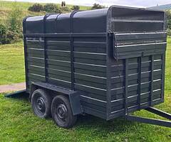 Cattle box - Image 3/3