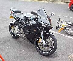 Honda cbr 600 rr