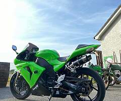 2007 Kawasaki ZX10 - Image 4/5