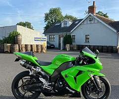 2007 Kawasaki ZX10 - Image 5/5