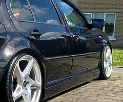 Bora +€4000 cash swap for higher year car - Image 4/8