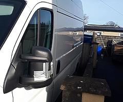 Van - Image 3/6