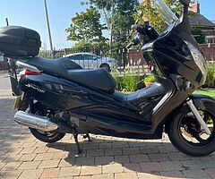 2016 Yamaha XMax - Image 5/10