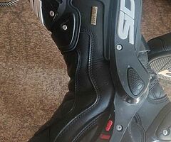 Sidi st gortex motorcycle boots size 11 waterproof - Image 3/7