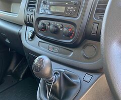 2017 Renault Trafic Business Plus+ - Image 5/10